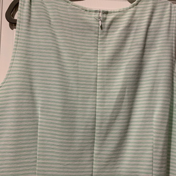 Mint and white textured mini dress - Picture 5 of 6